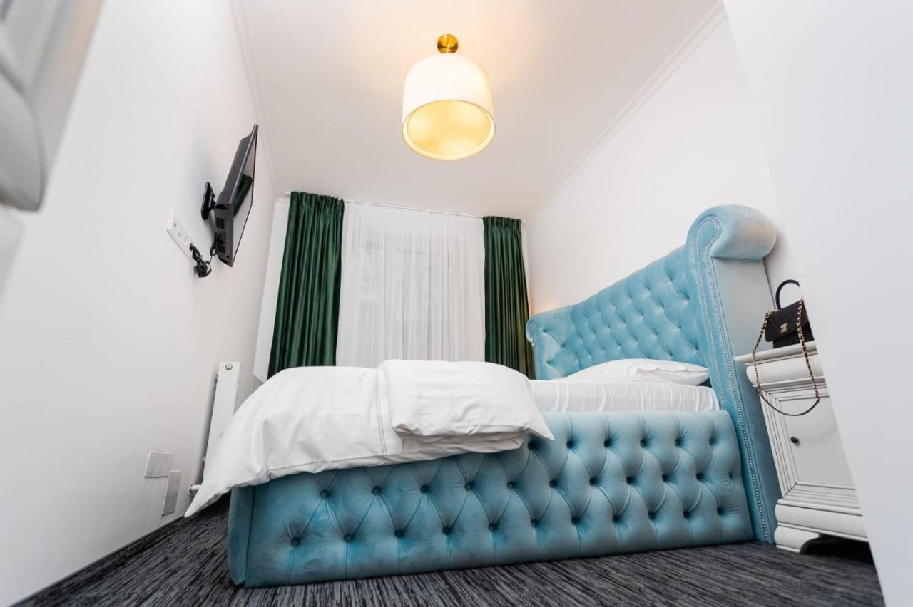 Apartament Carolyne Bistriţa Exterior foto
